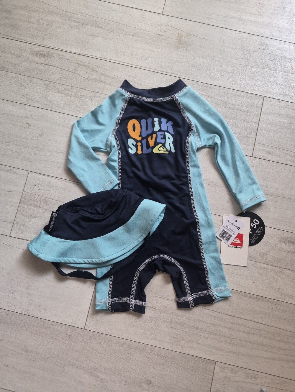 QUIKSILVER NEW Full Rashguard Swimsuit & Matching Swim Hat